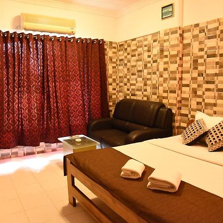 The Sky Inn Navi Mumbai Extérieur photo