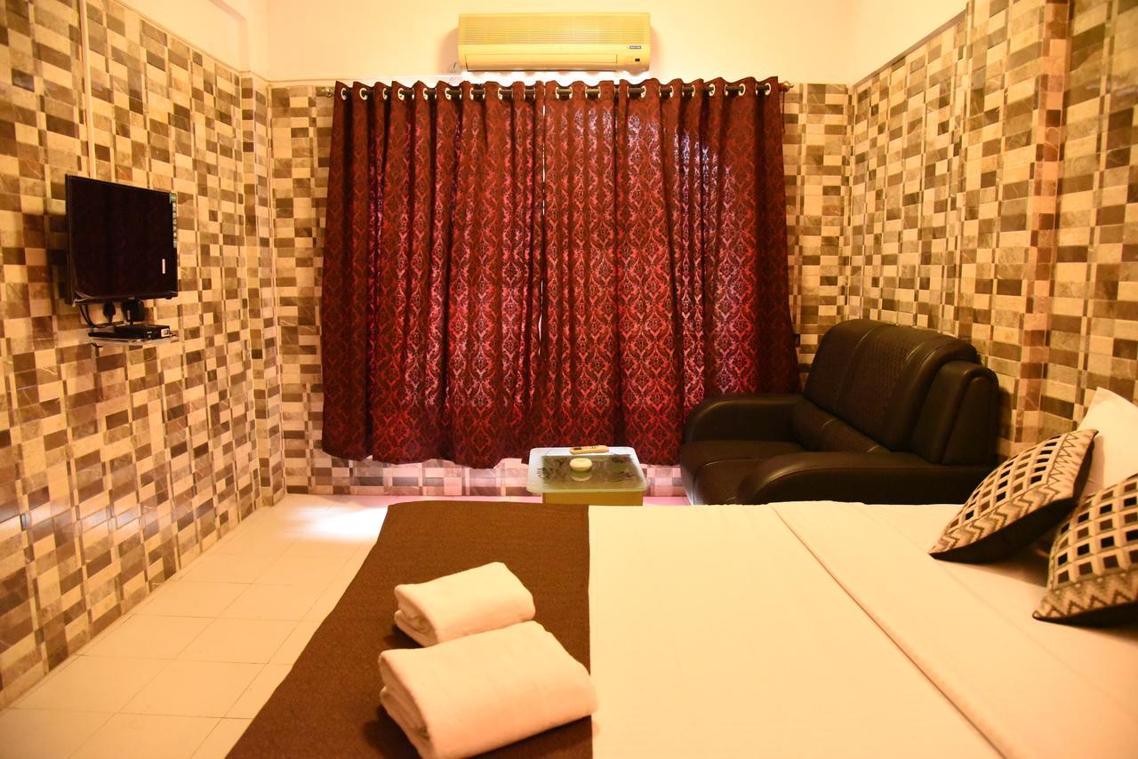The Sky Inn Navi Mumbai Extérieur photo